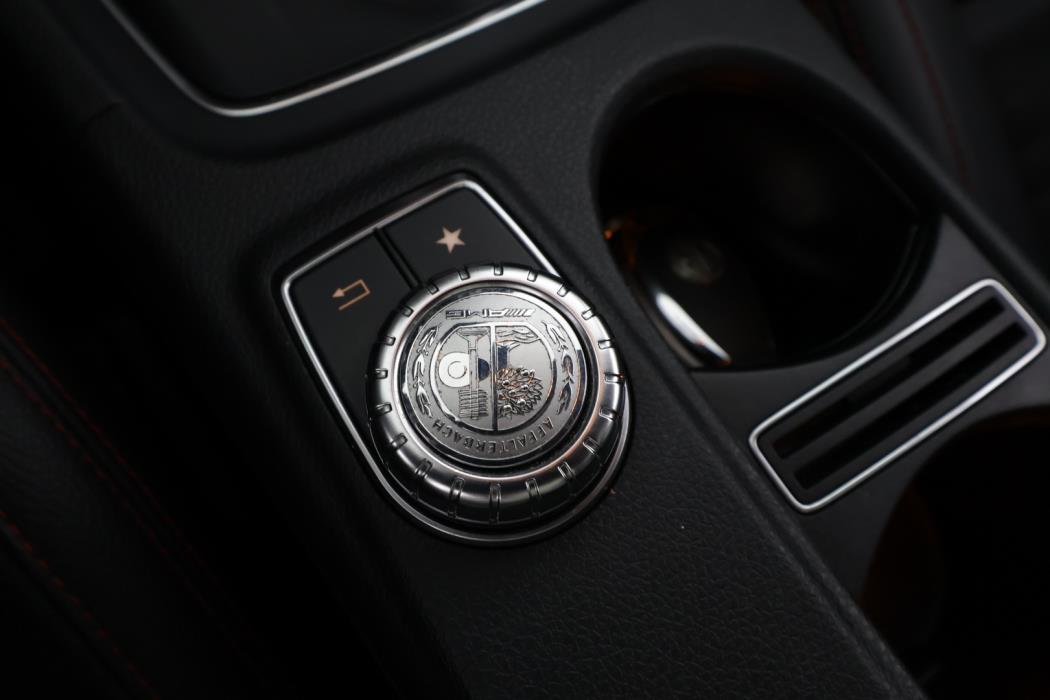 MERCEDES-BENZ CLA 45 AMG 2018