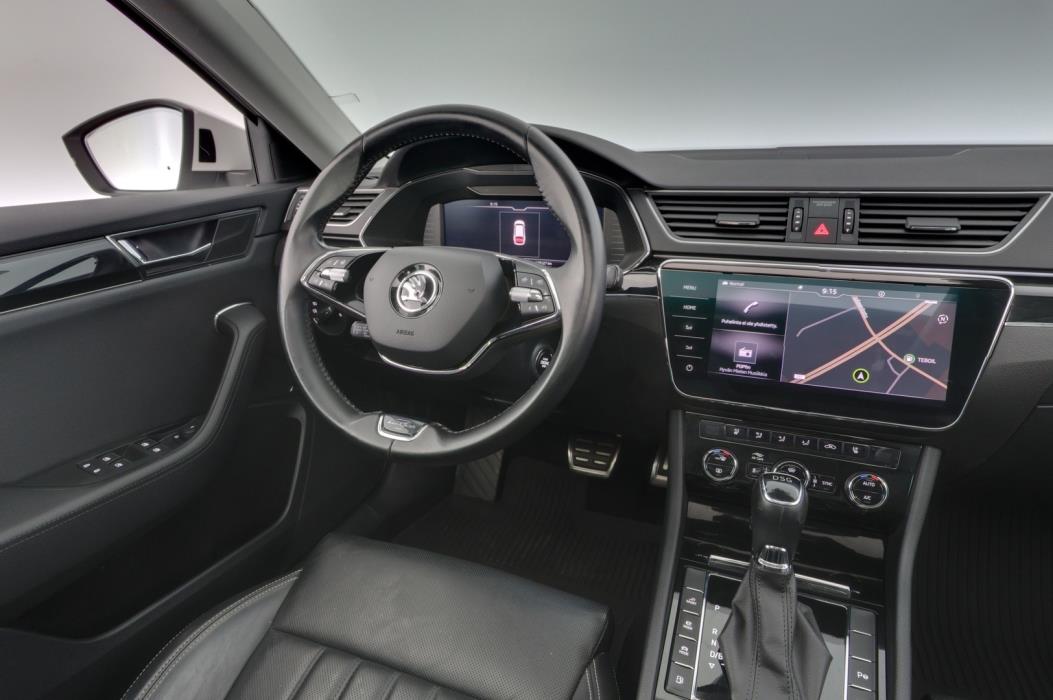 SKODA Superb 2021