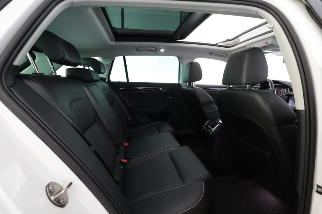 SKODA Superb 2021