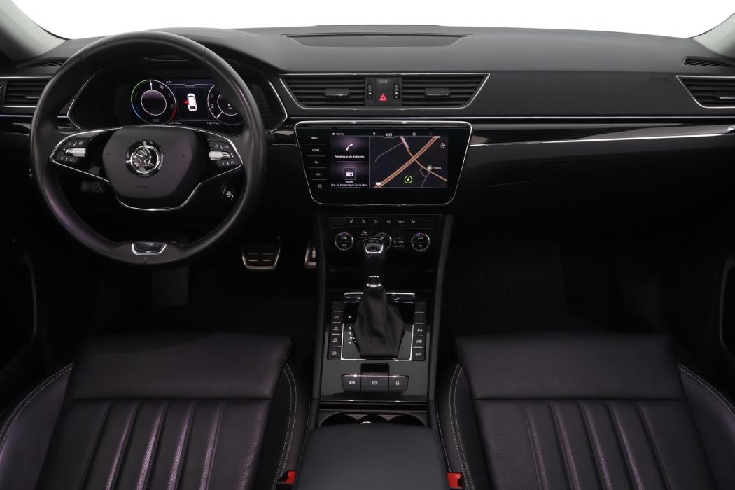 SKODA Superb 2021
