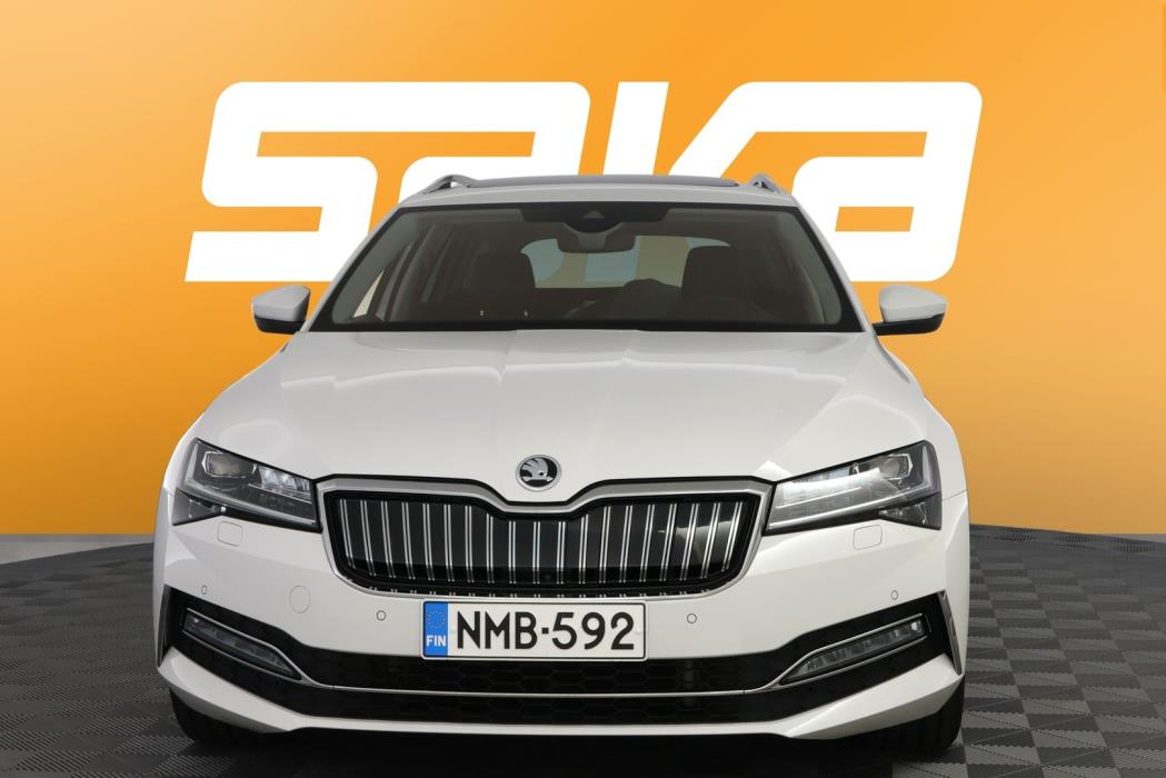 SKODA Superb 2021