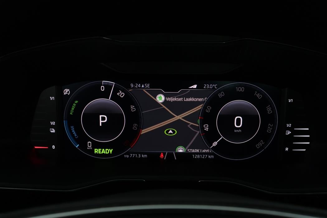 SKODA Superb 2021