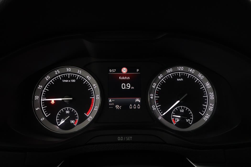 SKODA Karoq 2021