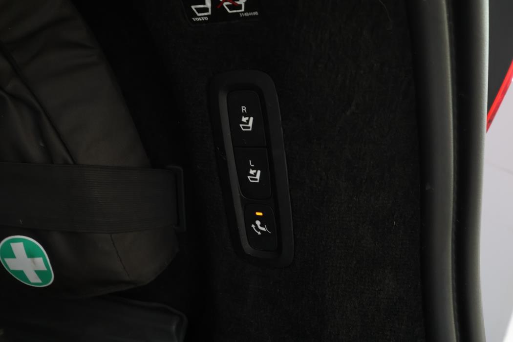 VOLVO V90 2019