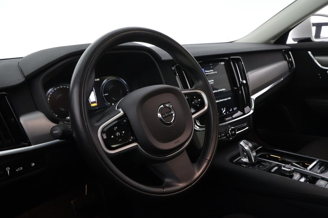 VOLVO V90 2019