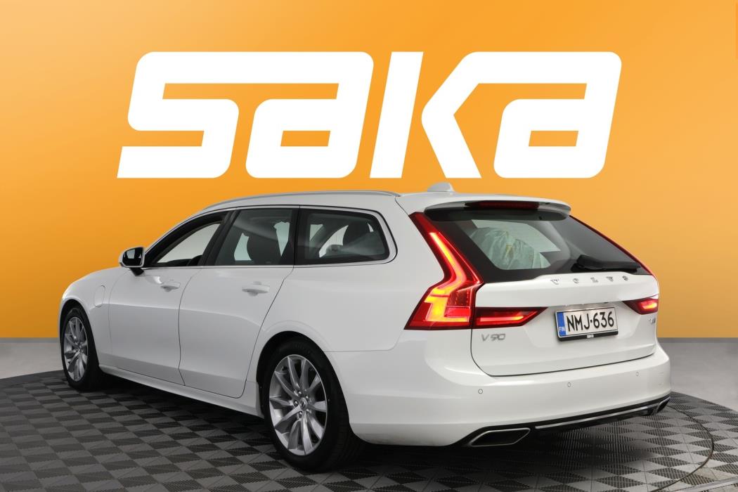 VOLVO V90 2019
