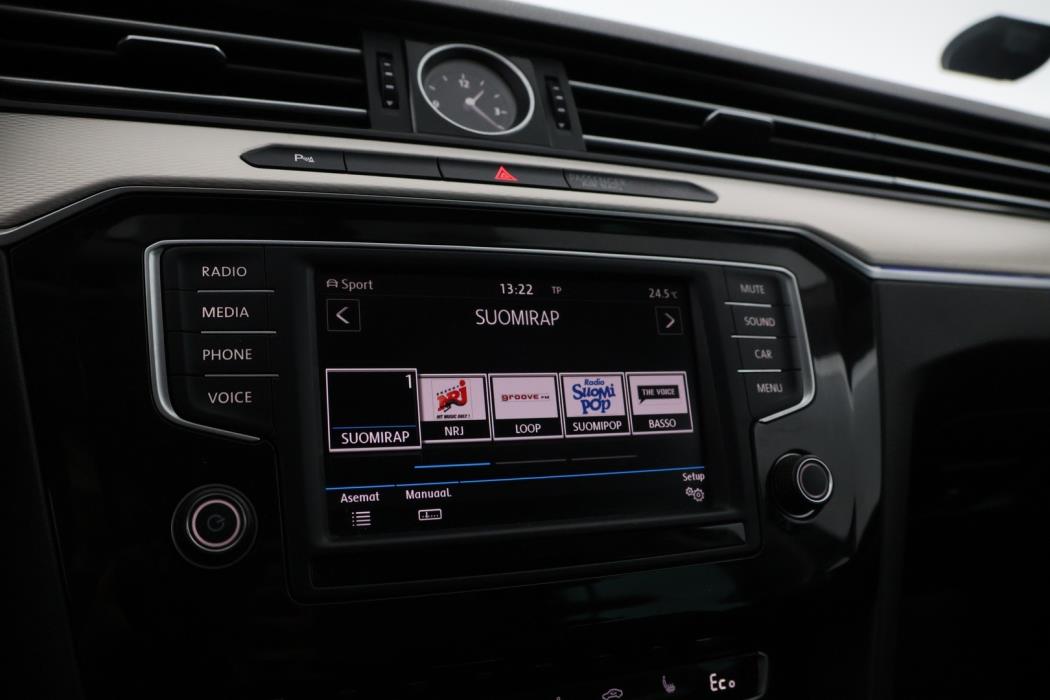 VOLKSWAGEN Passat 2017