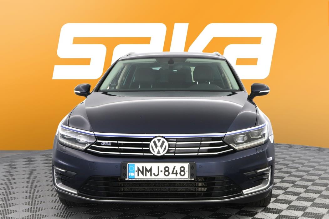 VOLKSWAGEN Passat 2017
