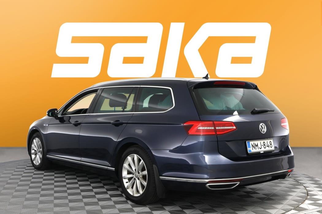 VOLKSWAGEN Passat 2017