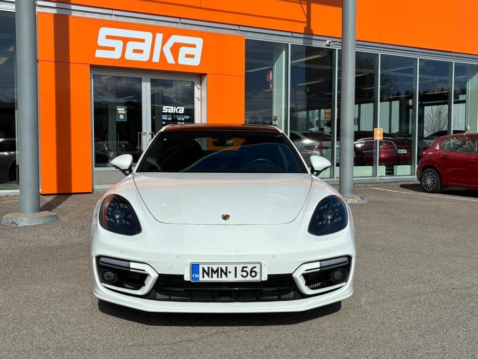 PORSCHE Panamera 2021