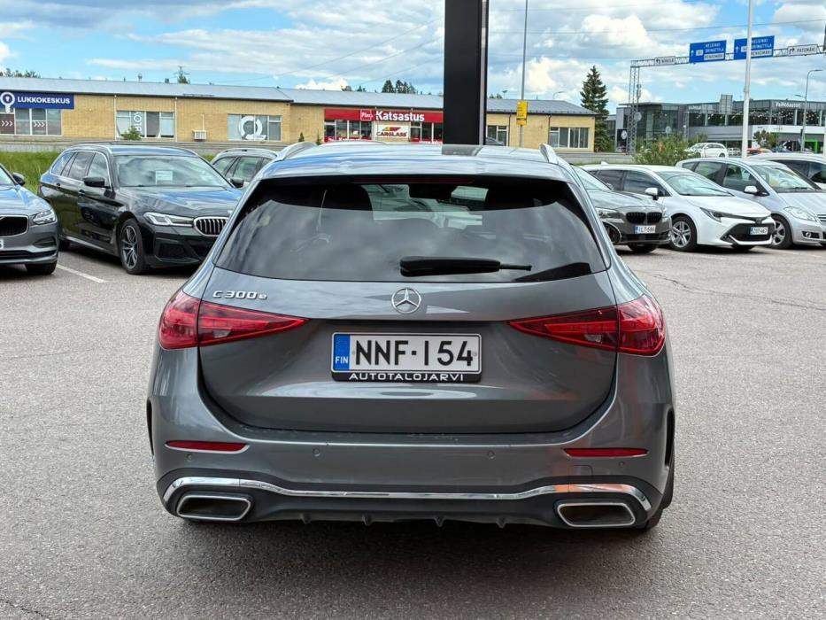 MERCEDES-BENZ C 2022