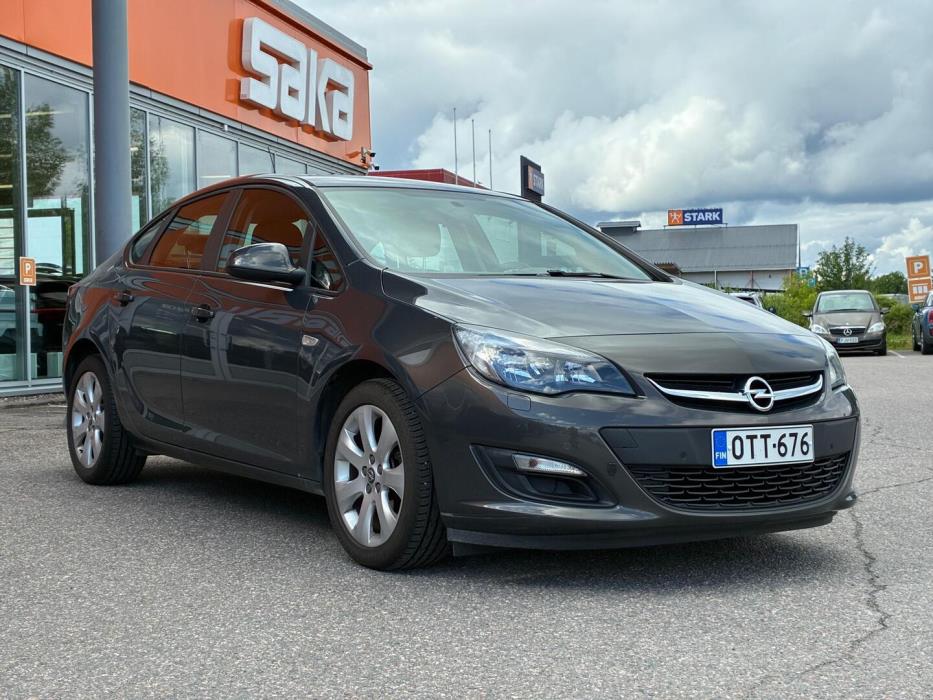 OPEL Astra 2013