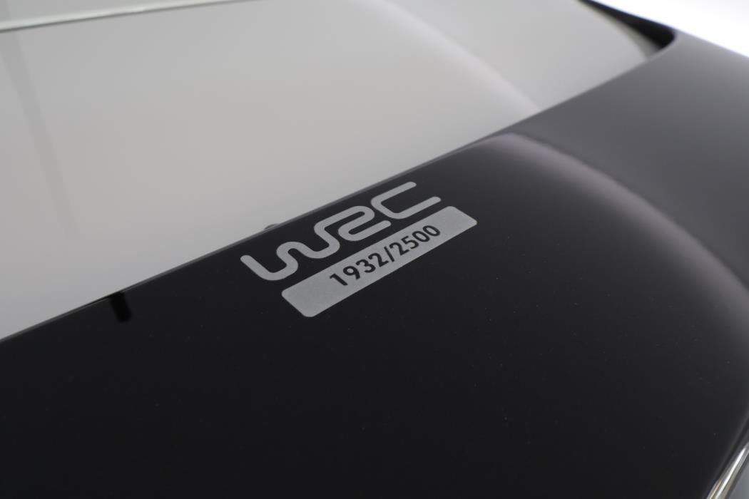 VOLKSWAGEN Polo 2014