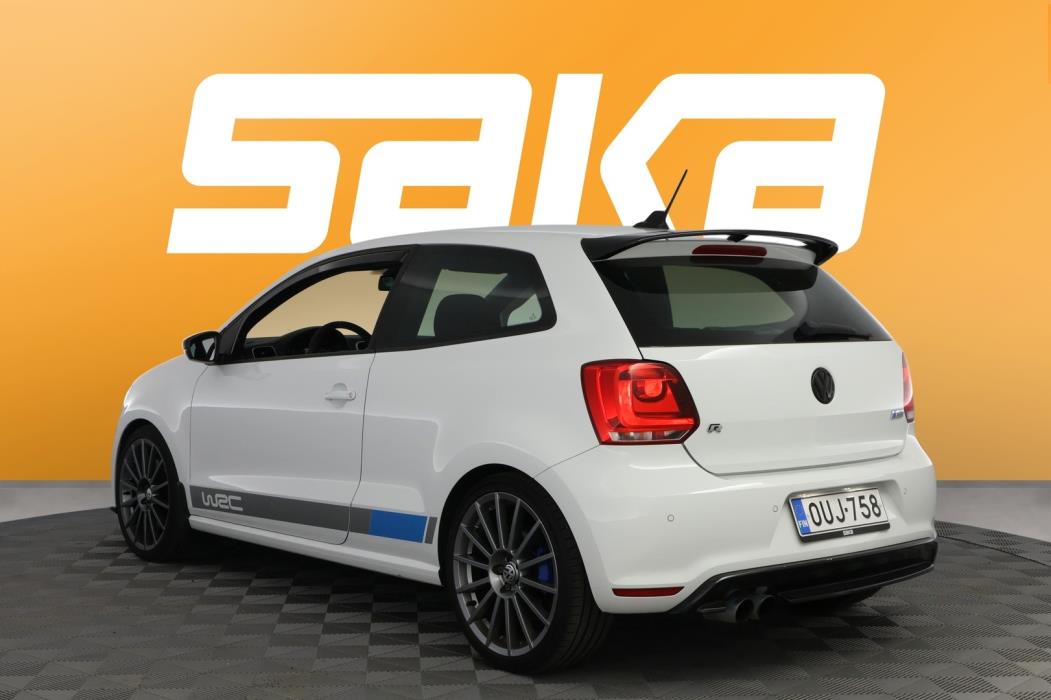VOLKSWAGEN Polo 2014