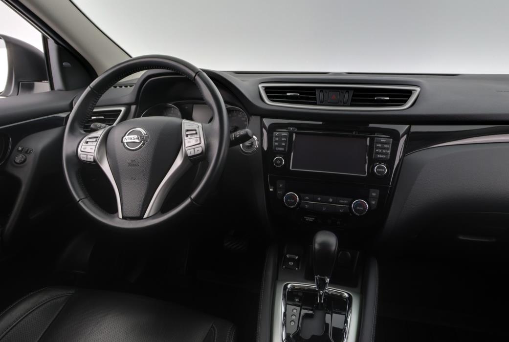 NISSAN Qashqai 2017