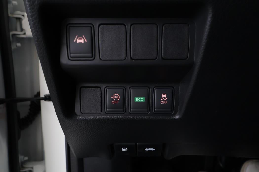 NISSAN Qashqai 2017