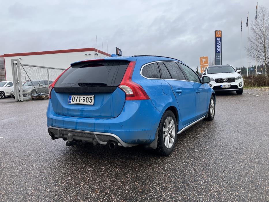 VOLVO V60 2013