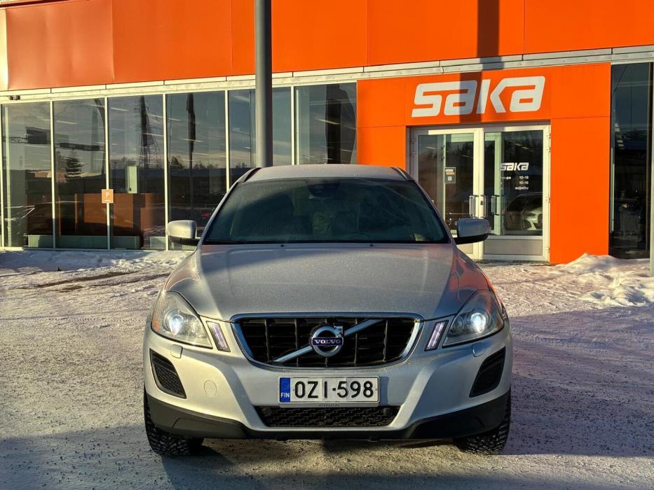 VOLVO XC60 2011
