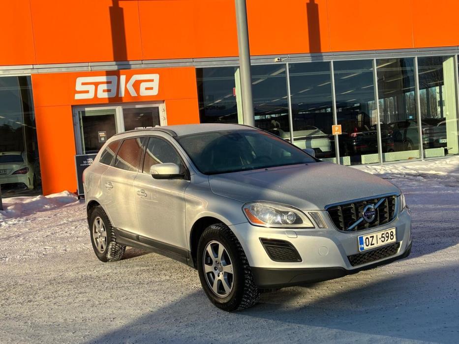 VOLVO XC60 2011