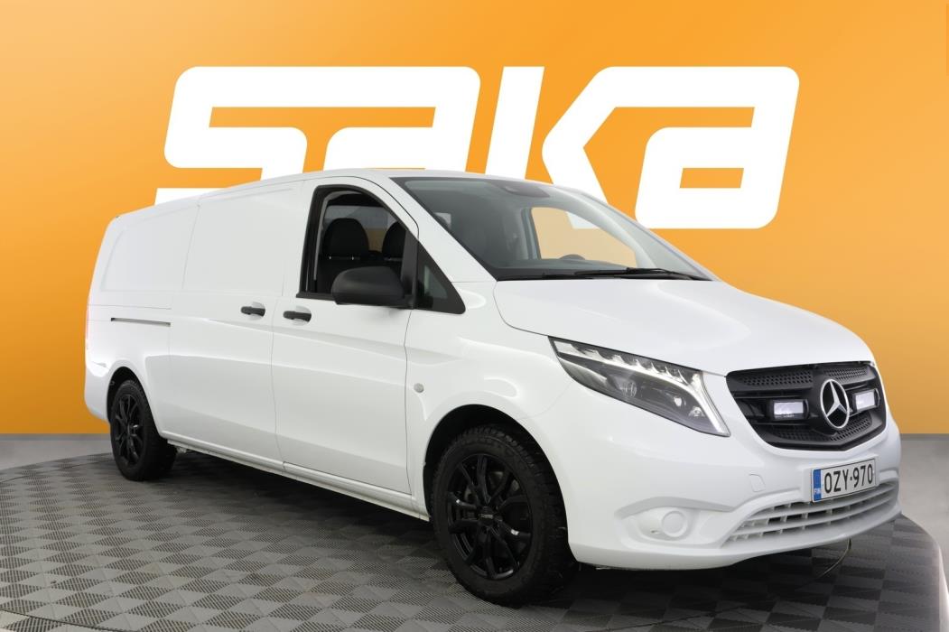 MERCEDES-BENZ Vito 2023