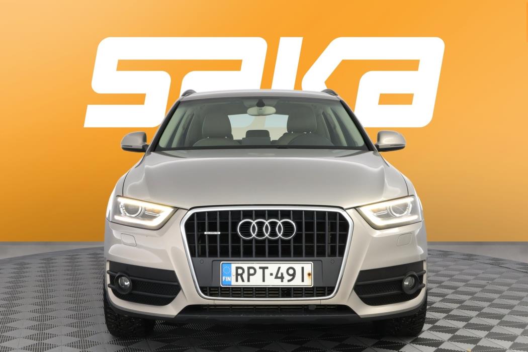 AUDI Q3 2012
