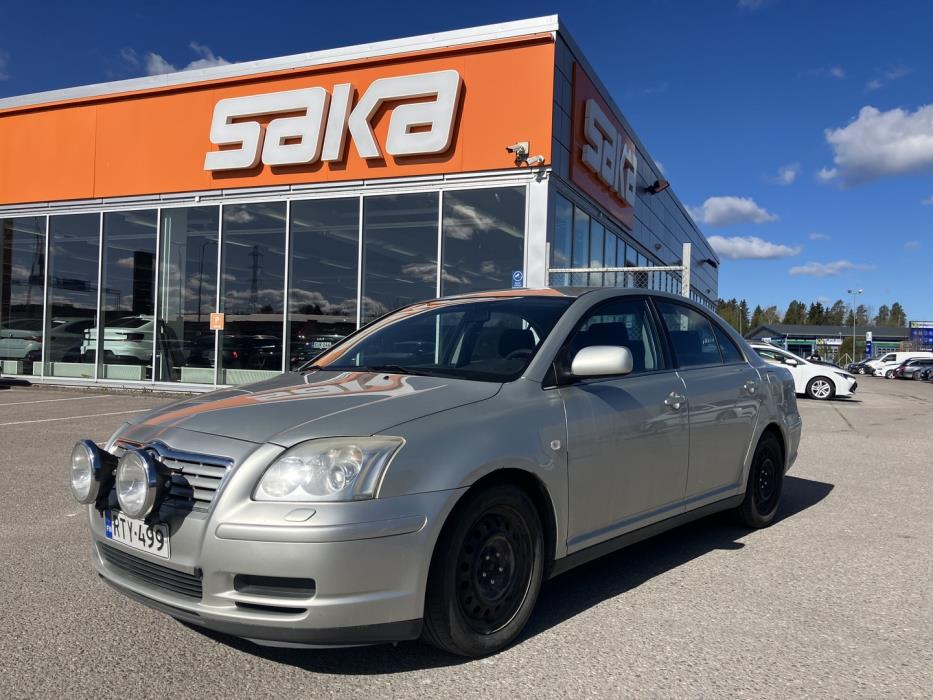 TOYOTA Avensis 2004