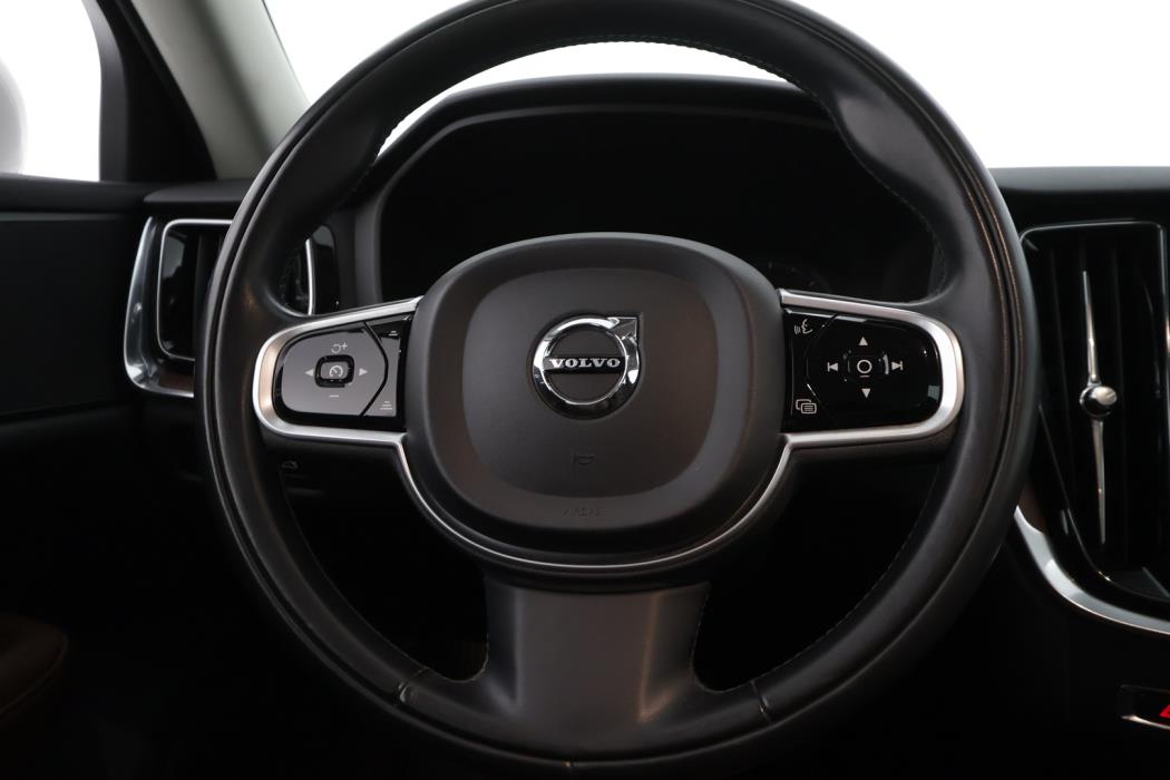 VOLVO V60 2019