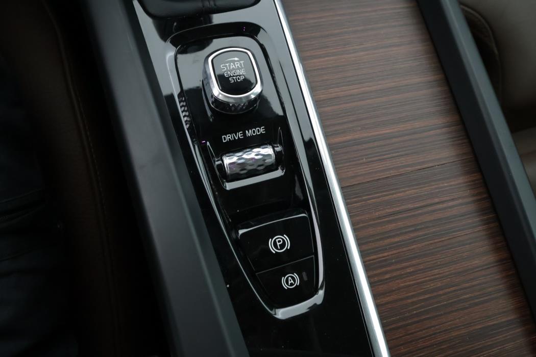 VOLVO V60 2019