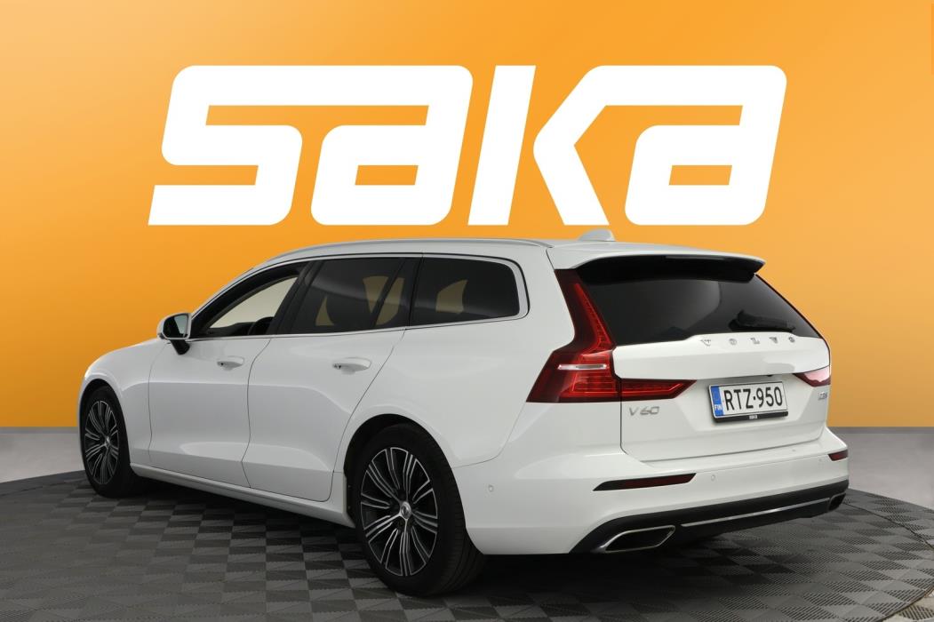 VOLVO V60 2019