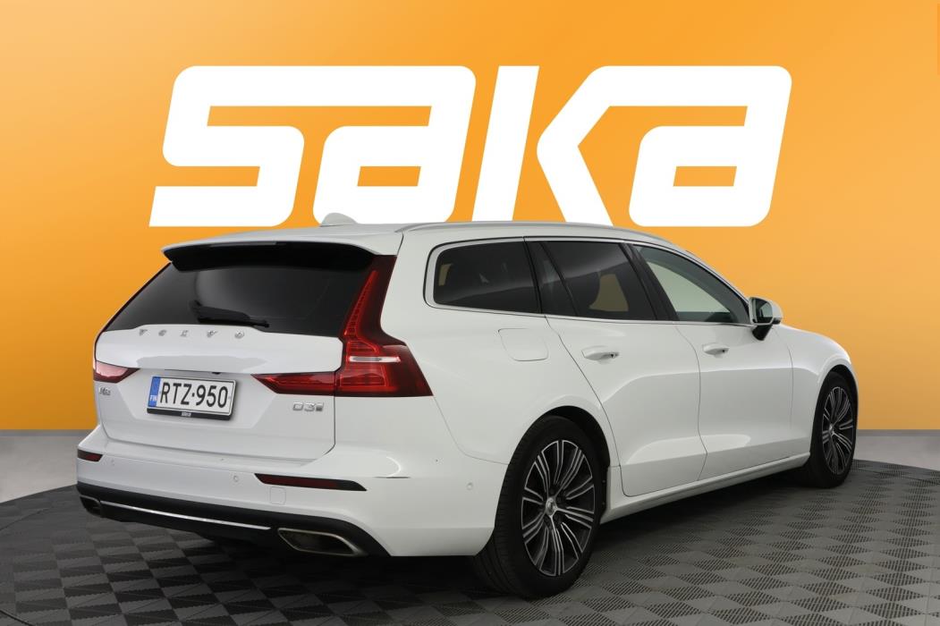 VOLVO V60 2019