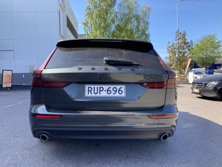 VOLVO V60 2019