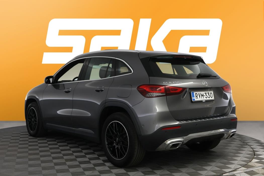 MERCEDES-BENZ GLA 2022