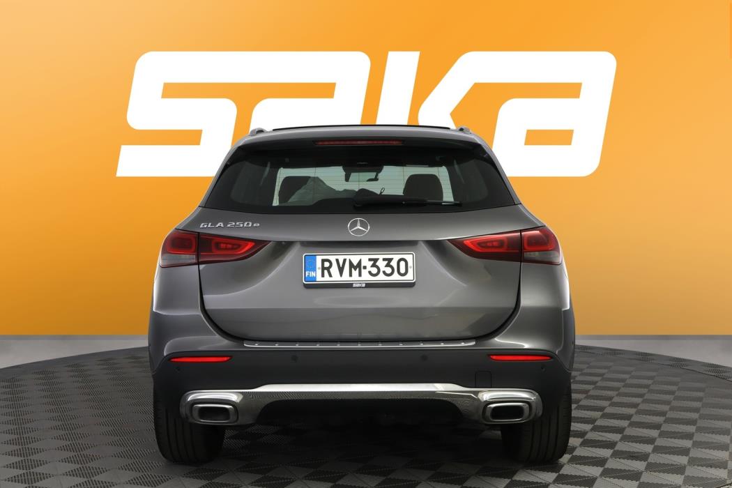 MERCEDES-BENZ GLA 2022