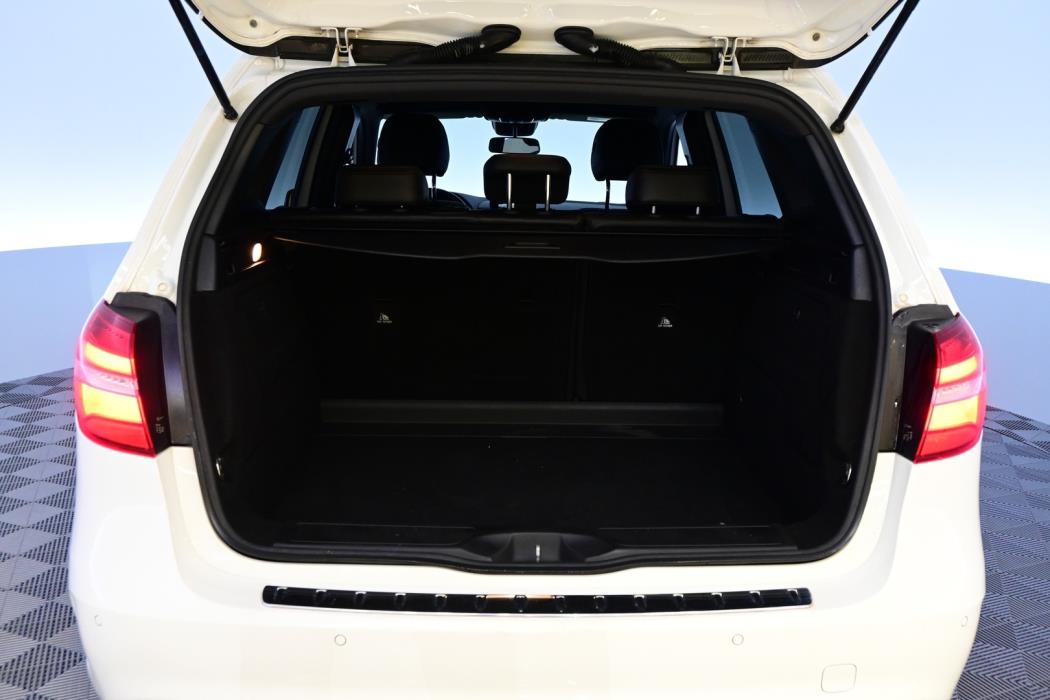 MERCEDES-BENZ B 2016