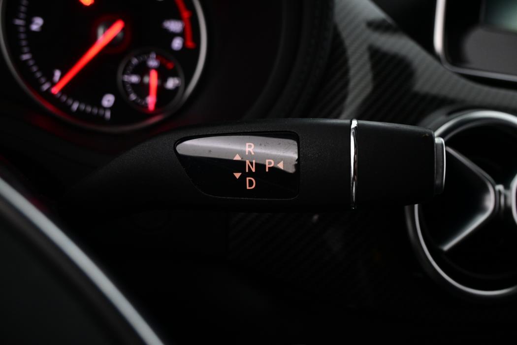 MERCEDES-BENZ B 2016