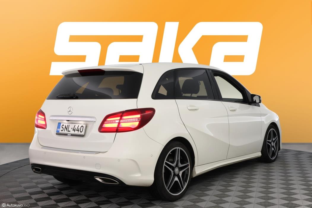 MERCEDES-BENZ B 2016