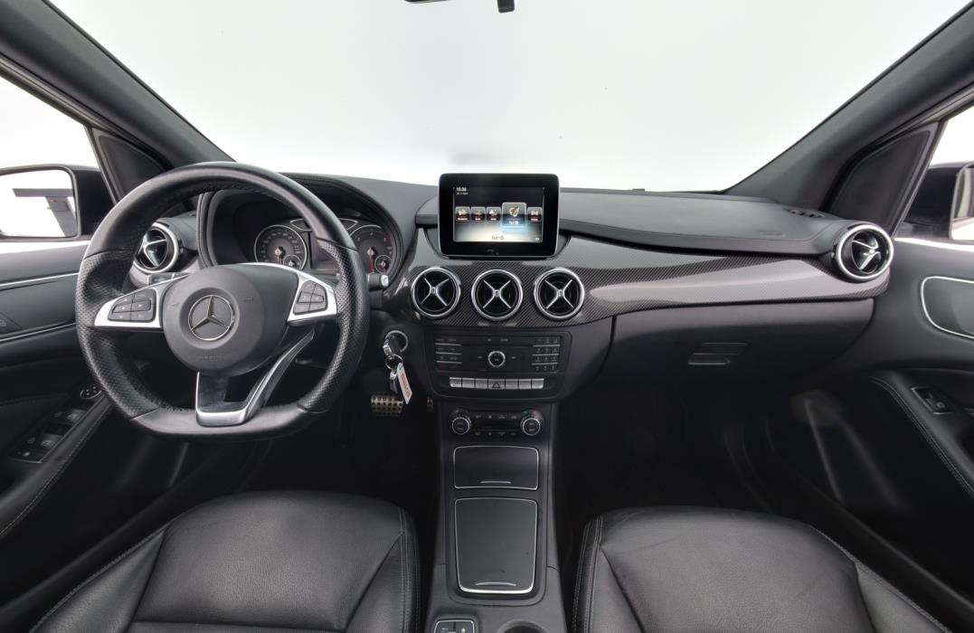 MERCEDES-BENZ B 2016