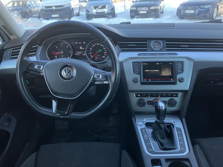 VOLKSWAGEN Passat 2016