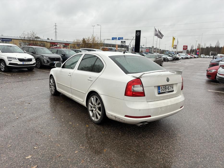 SKODA Octavia 2010