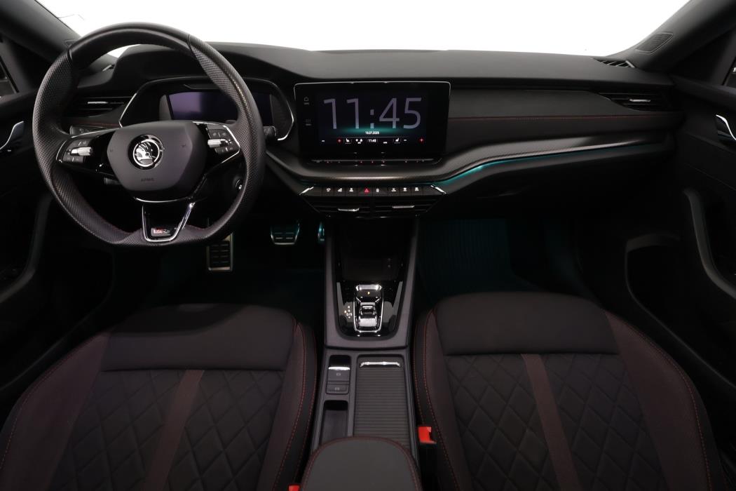 SKODA Octavia 2024