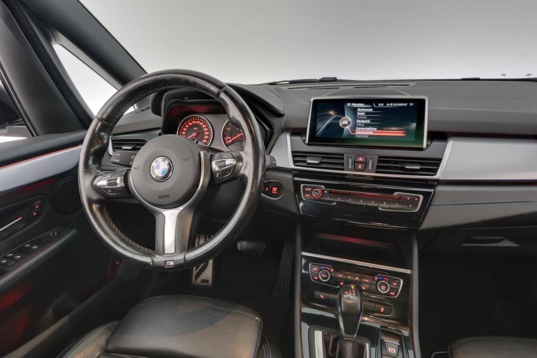 BMW 220 2016