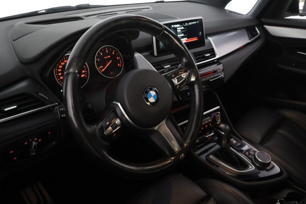 BMW 220 2016