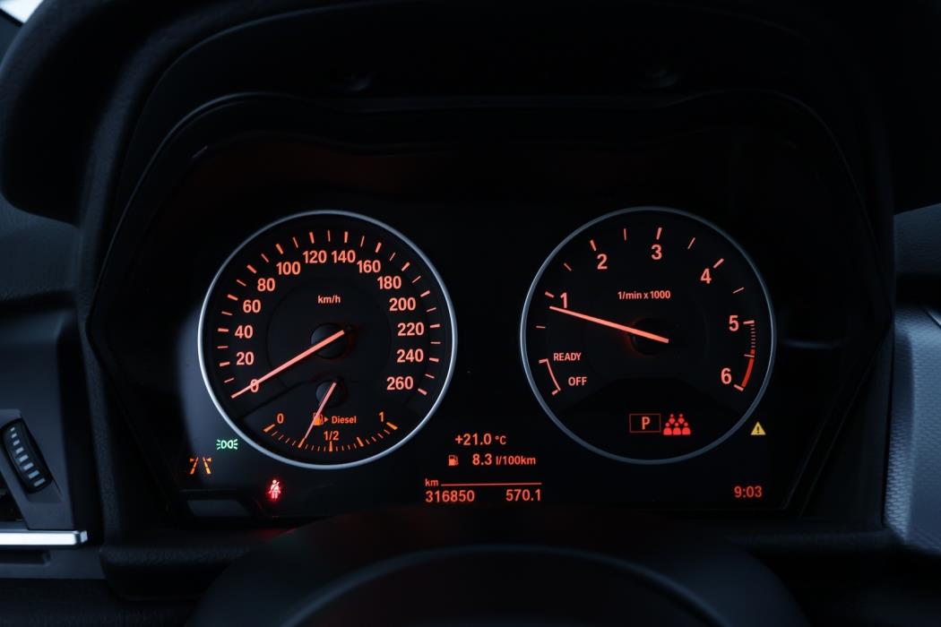 BMW 220 2016