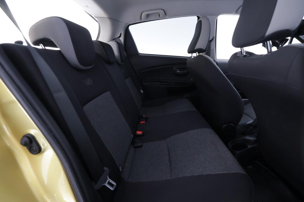 TOYOTA Yaris 2019