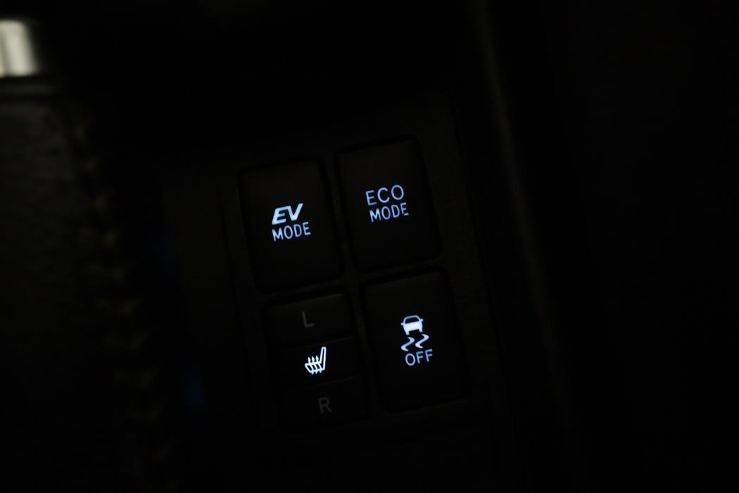 TOYOTA Yaris 2019