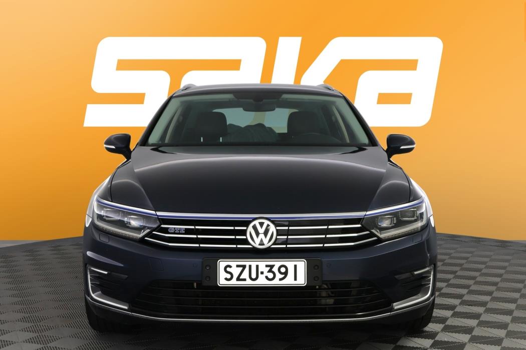 VOLKSWAGEN Passat 2016