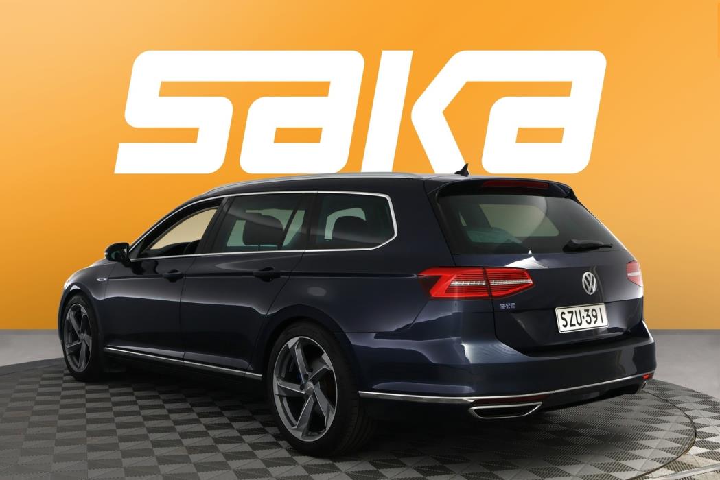 VOLKSWAGEN Passat 2016