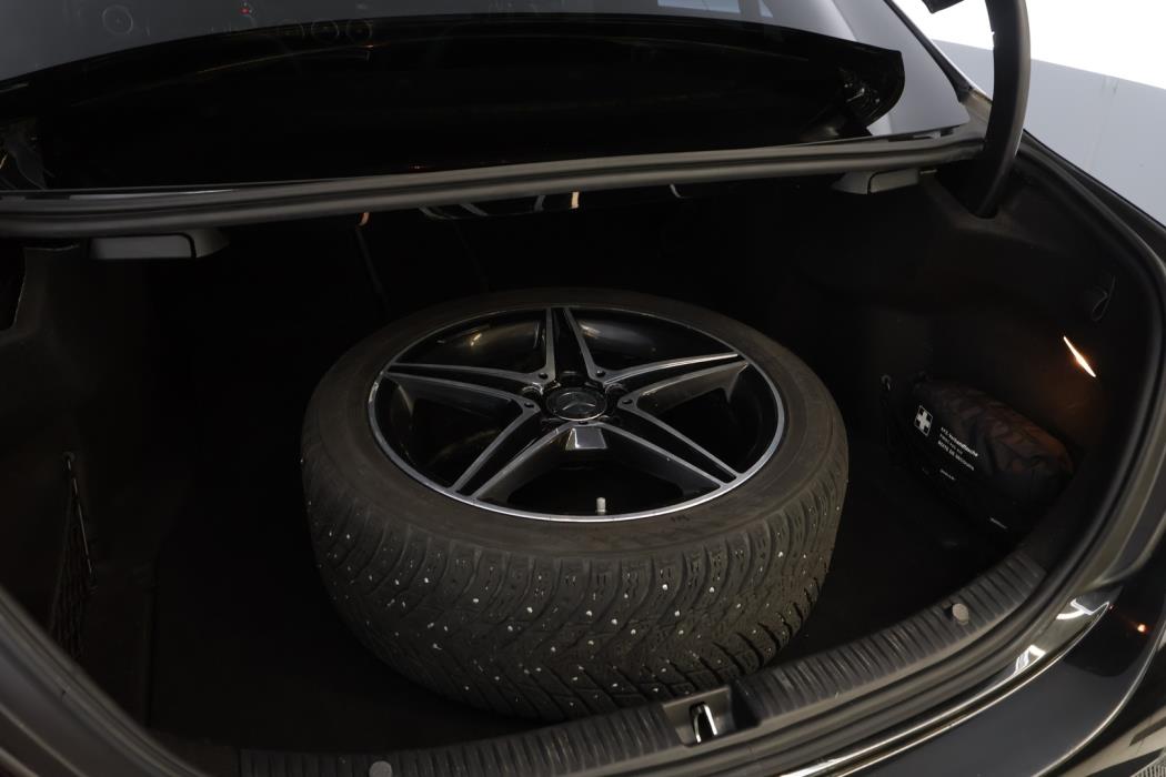 MERCEDES-BENZ C 2016