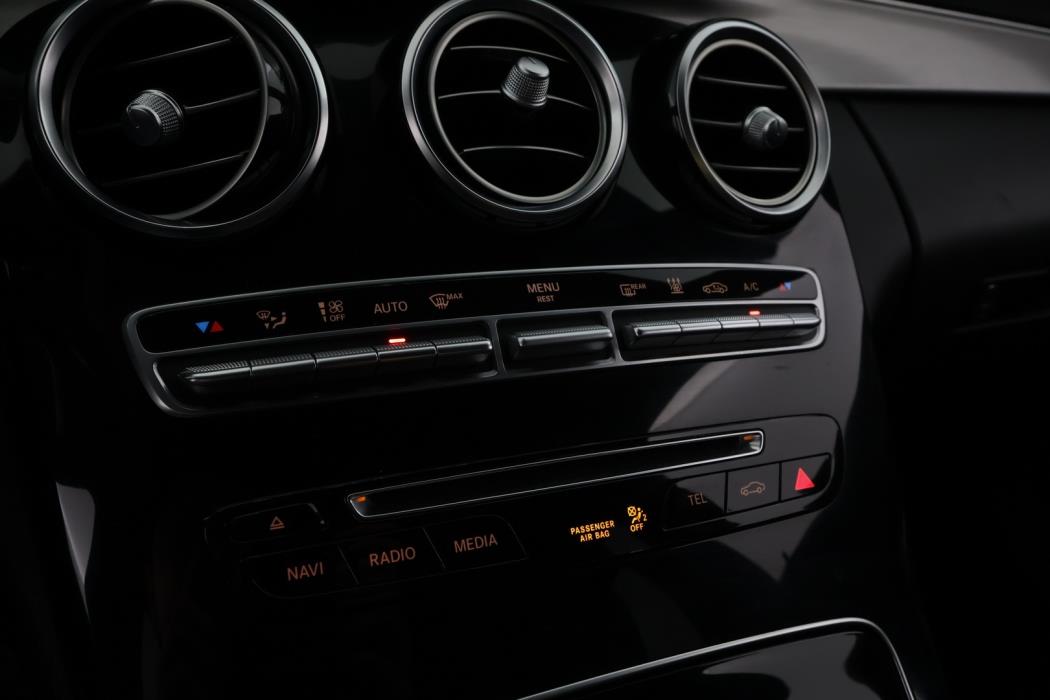MERCEDES-BENZ C 2016