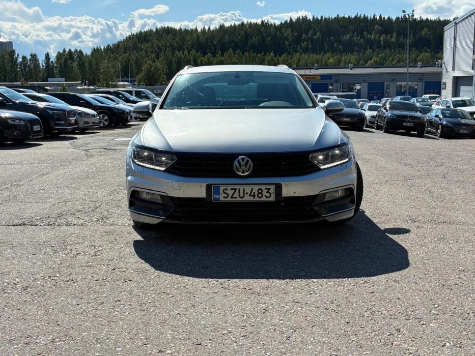 VOLKSWAGEN Passat 2017